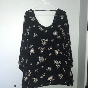 Billabong black and white floral dress